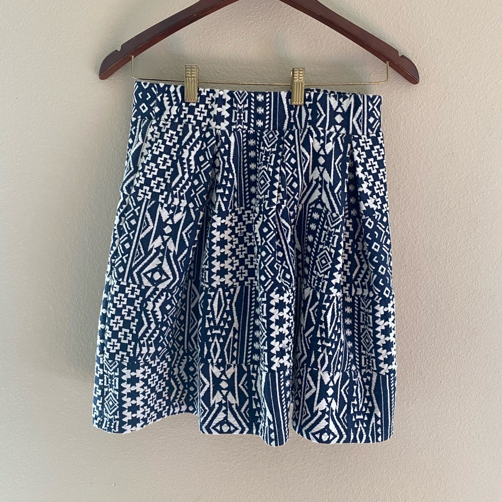 High waisted skirt